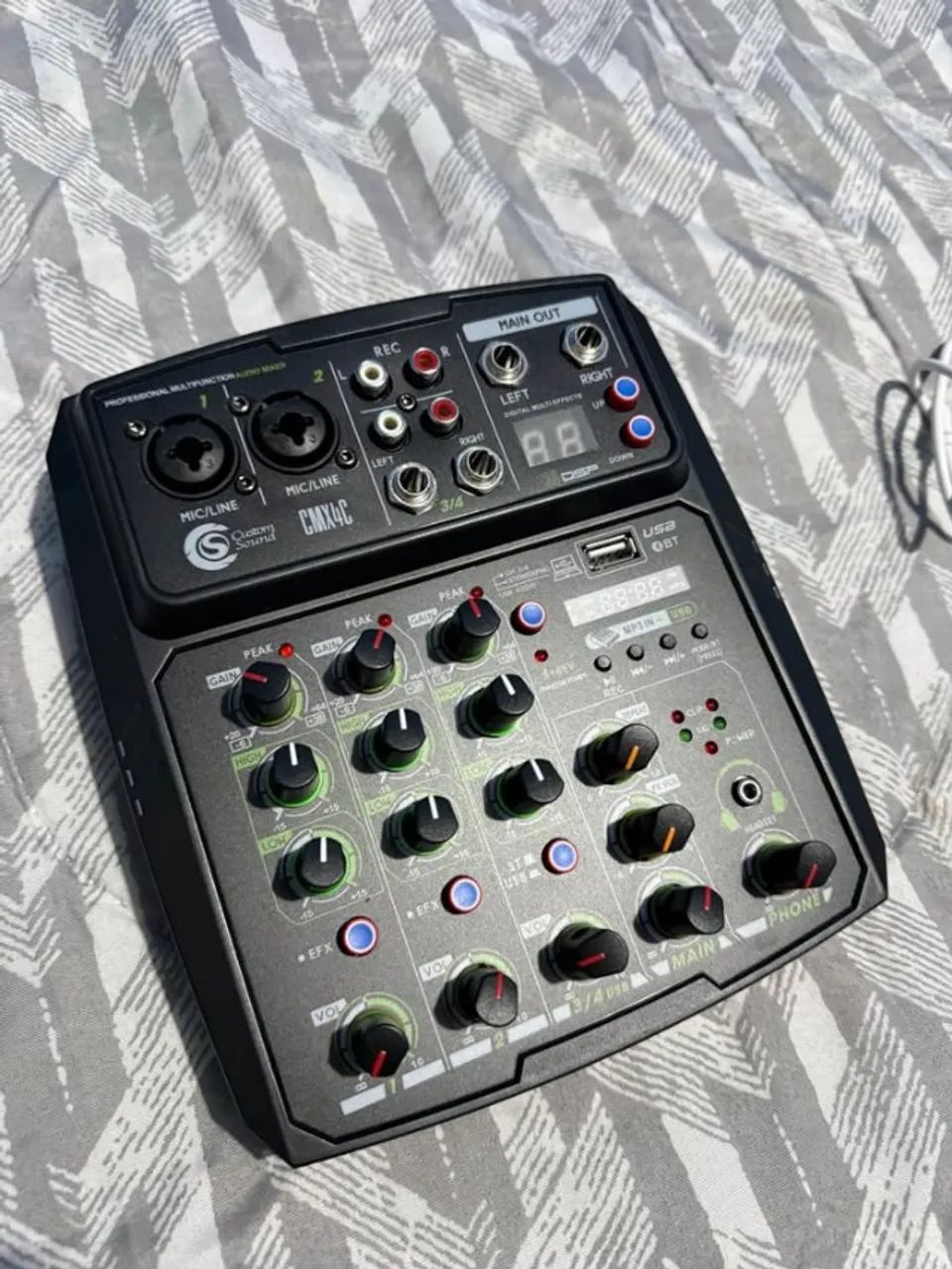 Mesa de Som e Interface 4 canais USB Bluetooth CMX4C - Foto 5