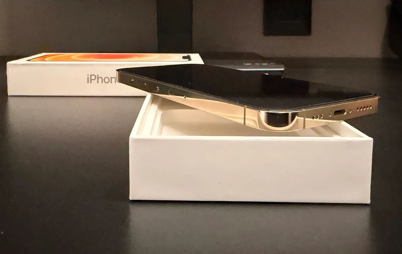 iPhone 13 Pro Max - única dona - Foto 3