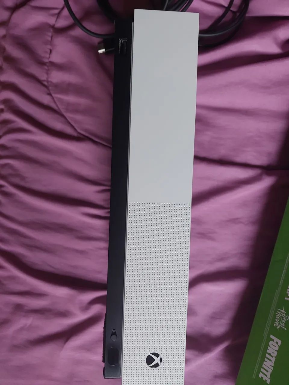 Xbox One S 1TB (All Digital Edition) - Usado - Foto 5