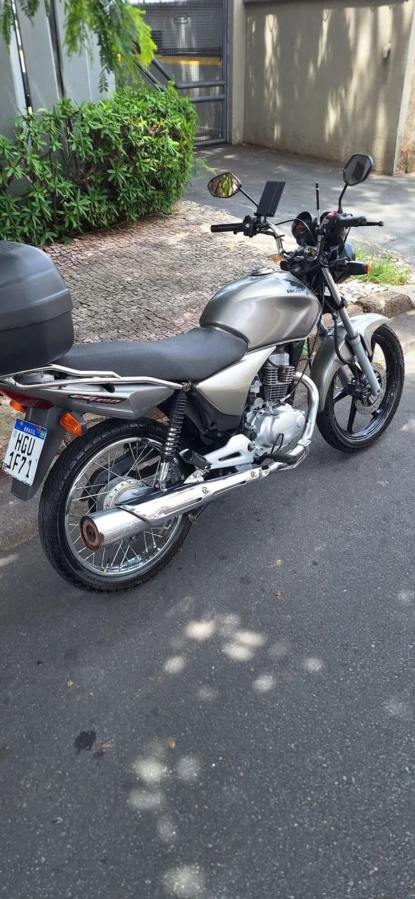 Titan 150