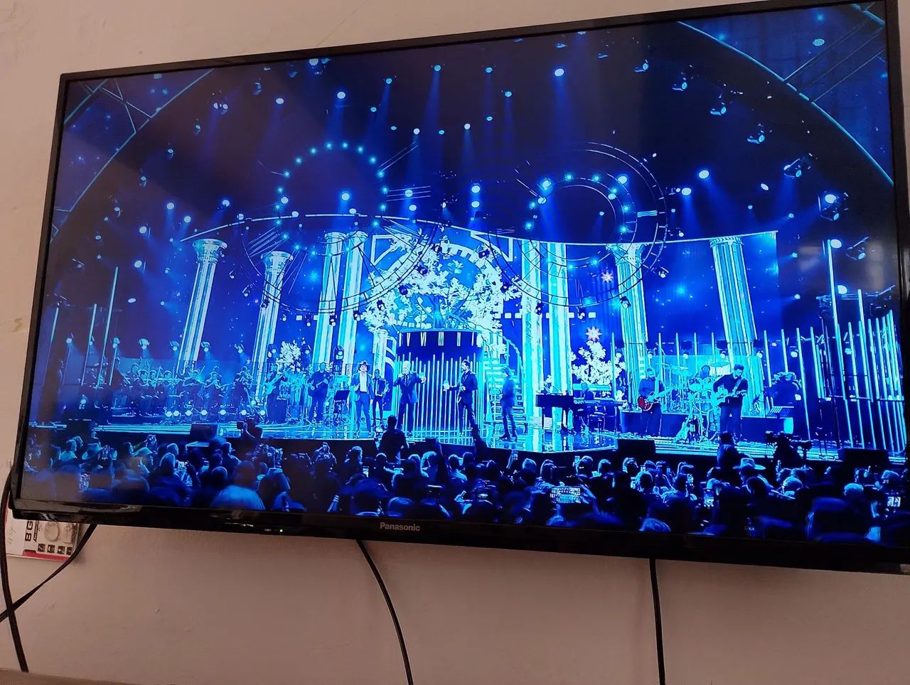 TV.
