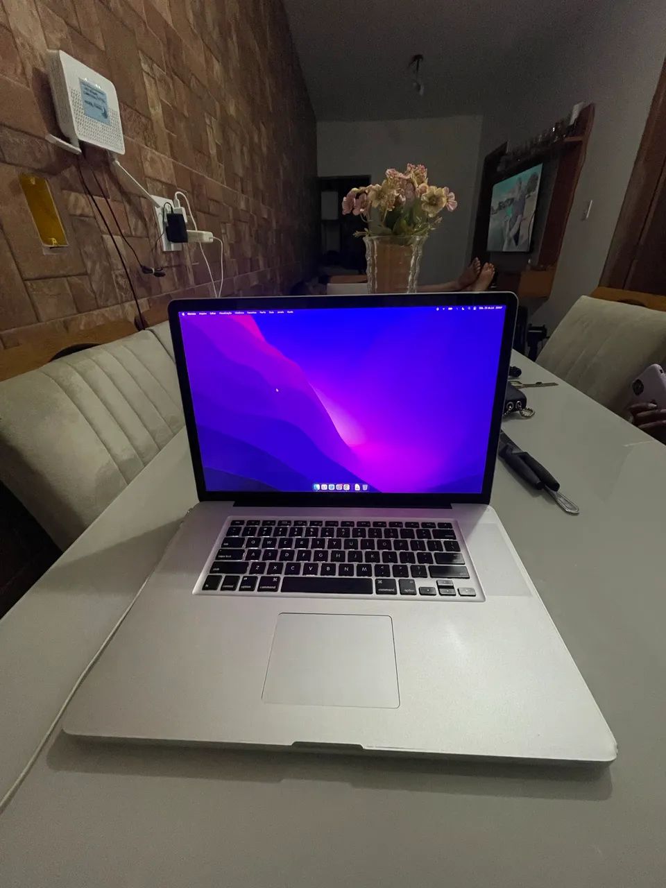 VENDO MACBOOK 2009 17? - Foto 3