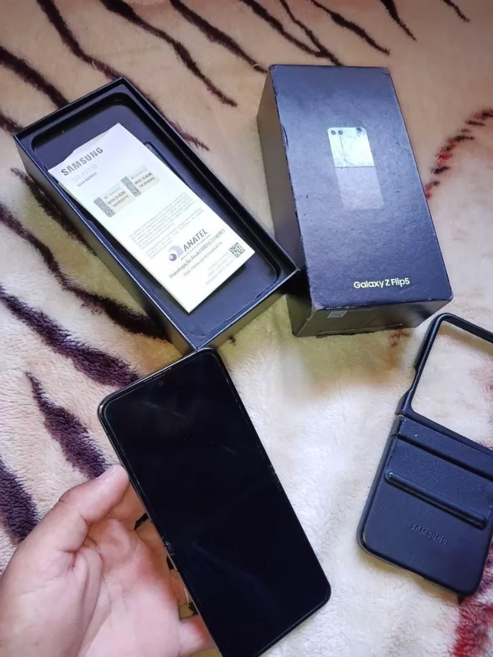 Vendo ou Troco Galaxy Z Flip5 - Foto 4