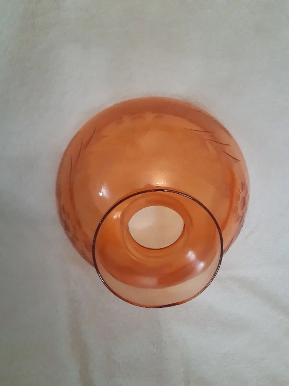 Cúpula de vidro vermelha lapidada - Foto 3
