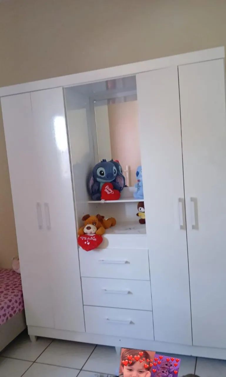 Guarda roupa casal