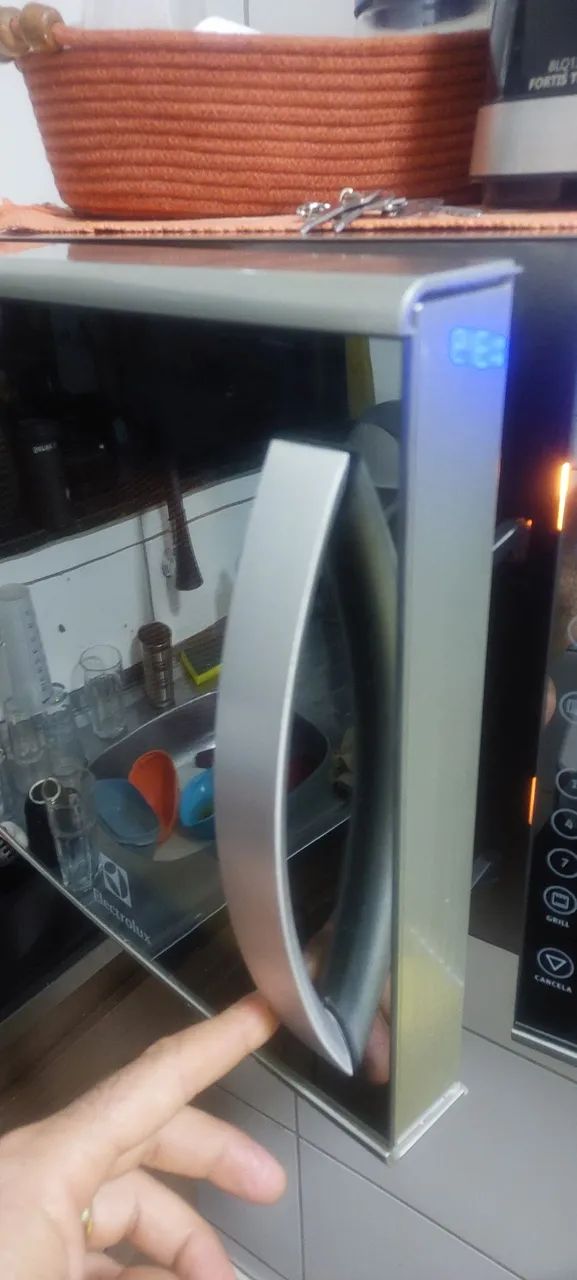 Micro-ondas eletrolux 31 litros  - Foto 4