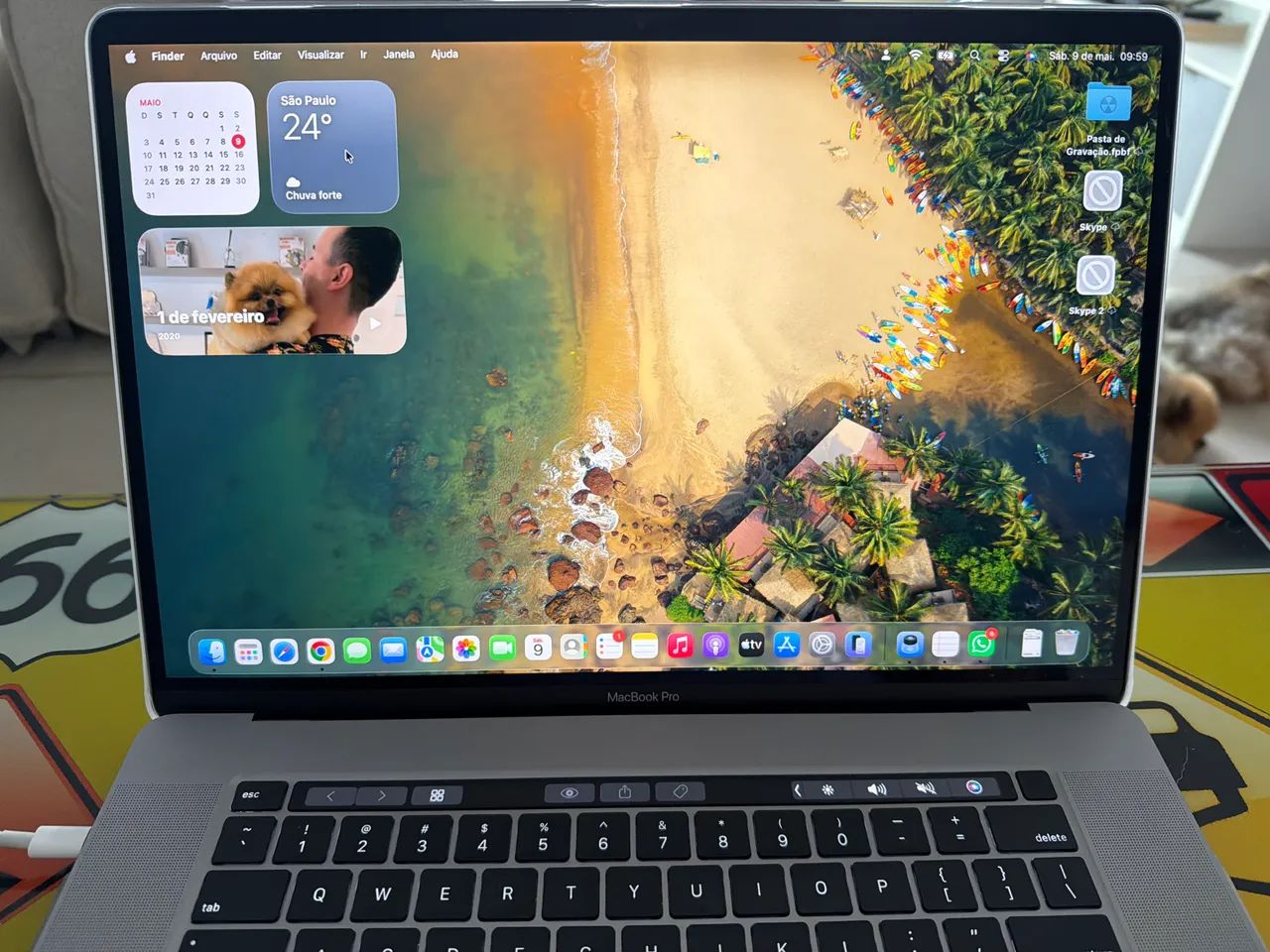 MacBook Pro 16 Apple i7 16GB SSD 512GB Touch Bar Retina Cinza