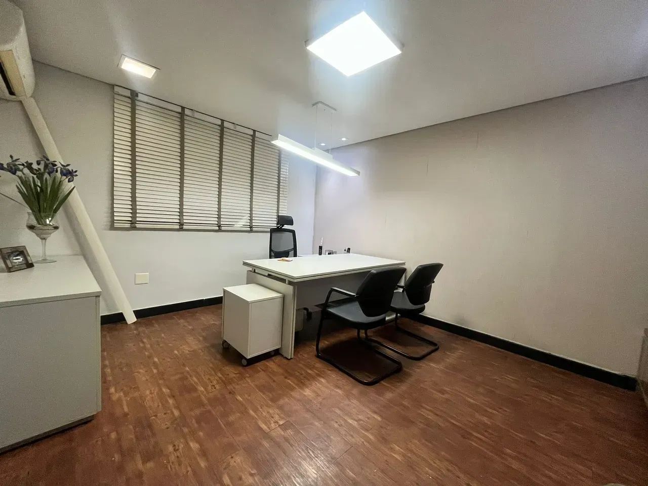 Imóvel comercial no Japiim - 300m² - 4 Salas - Foto 4