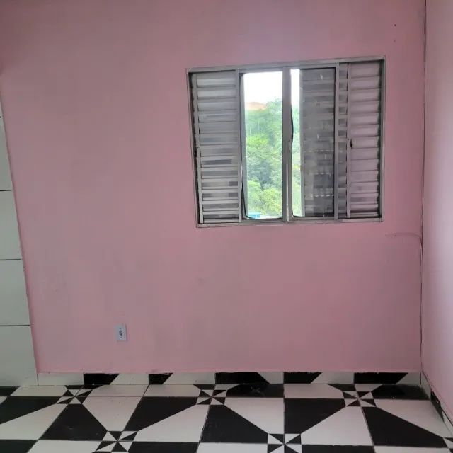 Casa com vaga e espaçosa para locação  - Foto 4