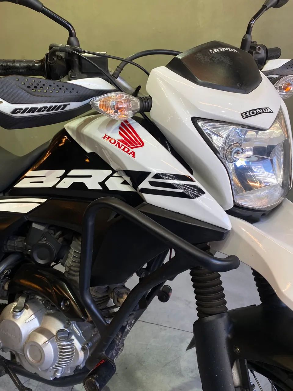 Honda Bros - Foto 2
