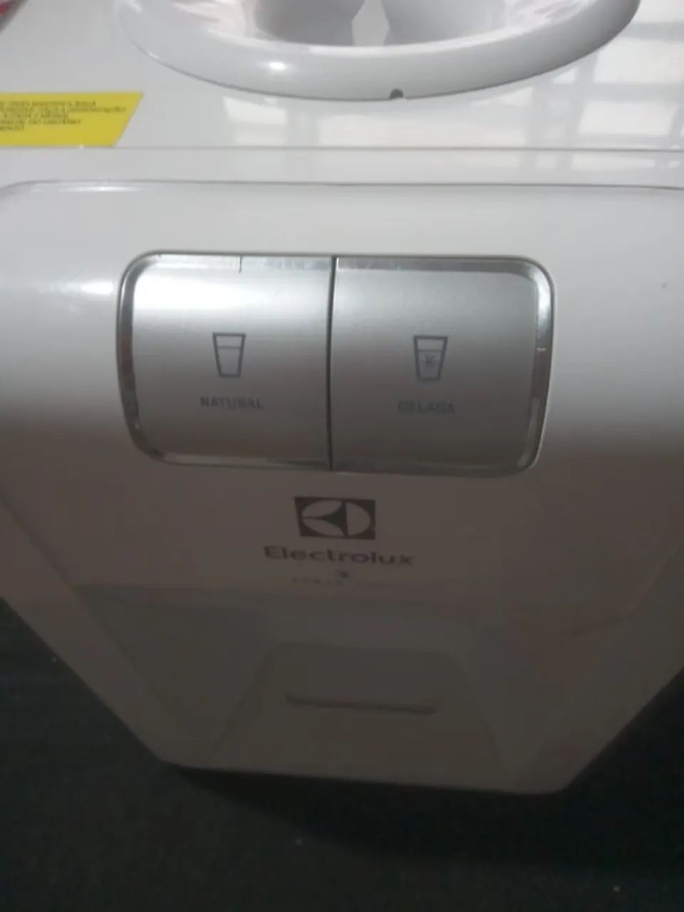 BEBEDOURO DE AGUA GELADA  ELECTROLUX