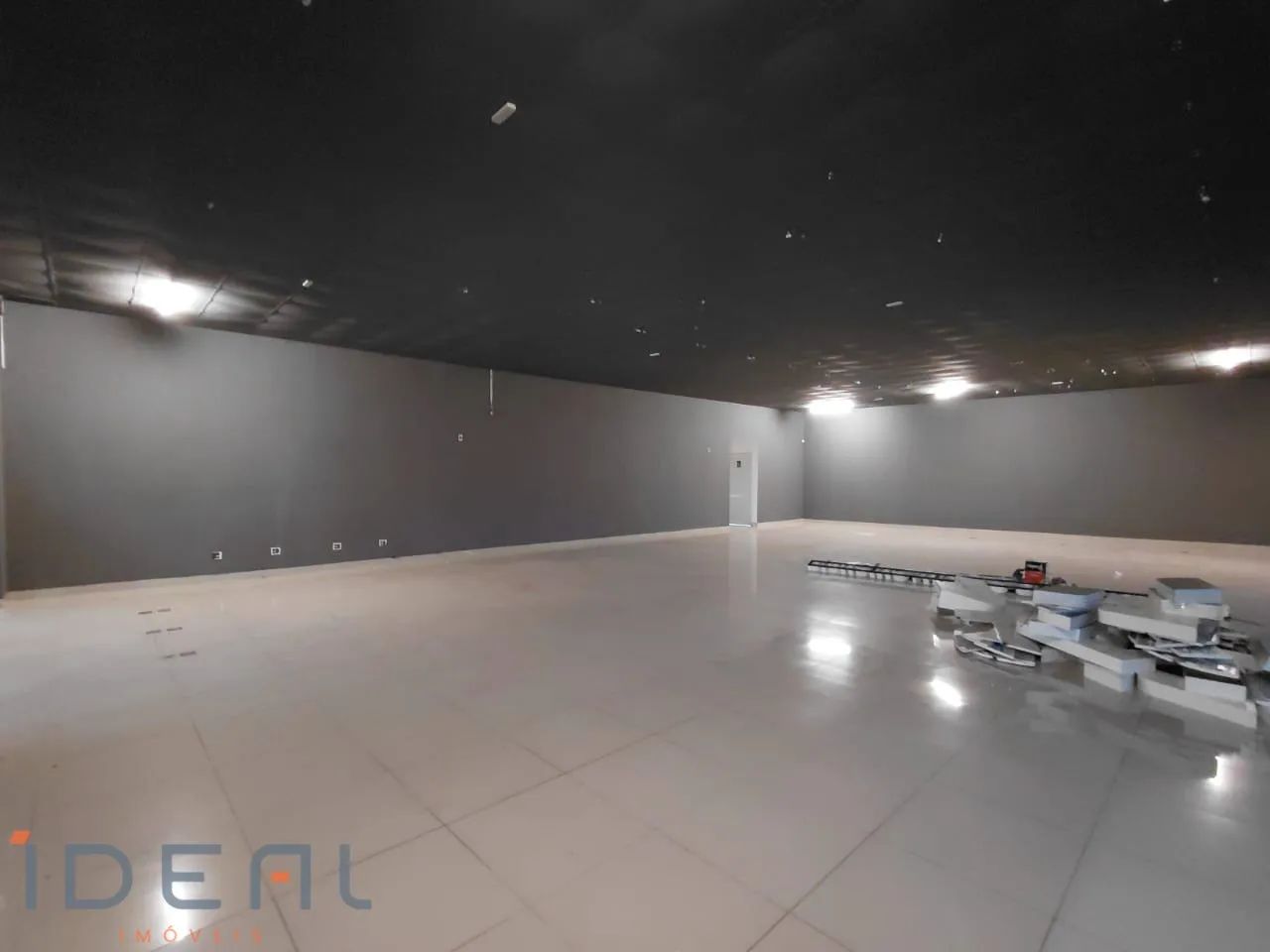 Sala para alugar no bairro Zona 06 - Maringá/PR - Foto 3