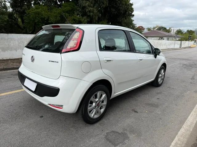 Fiat Punto Attractive 1.4 Fire Flex 8V 5P 2014 - Foto 5