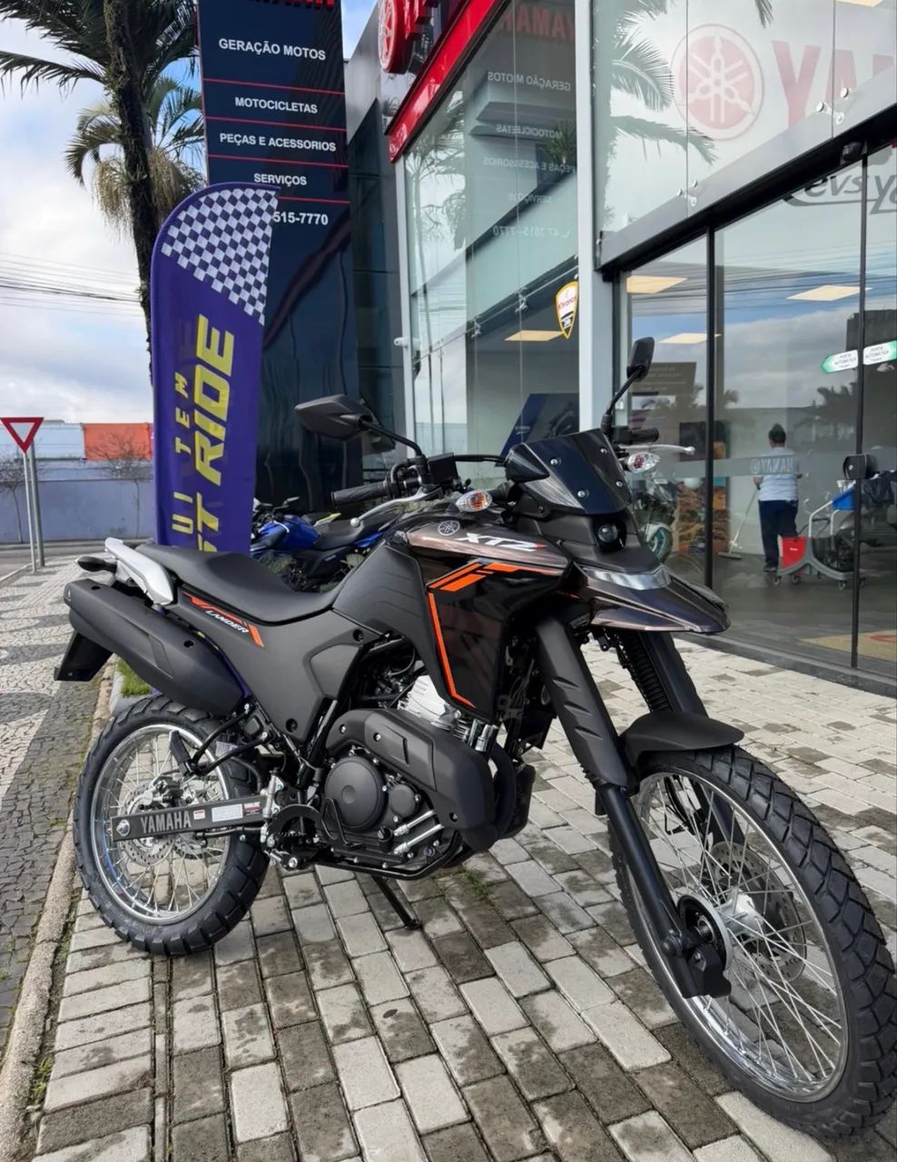Lander zero km 2026 - Foto 2