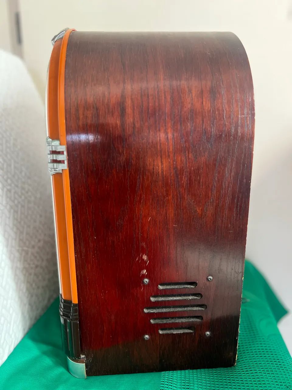 Jukebox Retrô Mini Wurlitzer Radio CD Original- 46x30 cm