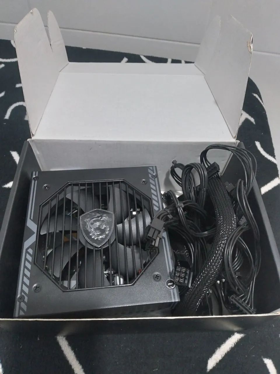 Fone Real GAME 650 watt bronze Plus semi nova funcionando perfeitamente  - Foto 5