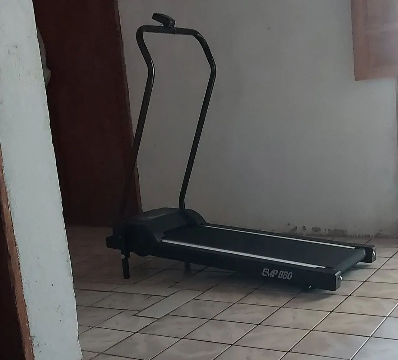 Esteira academia