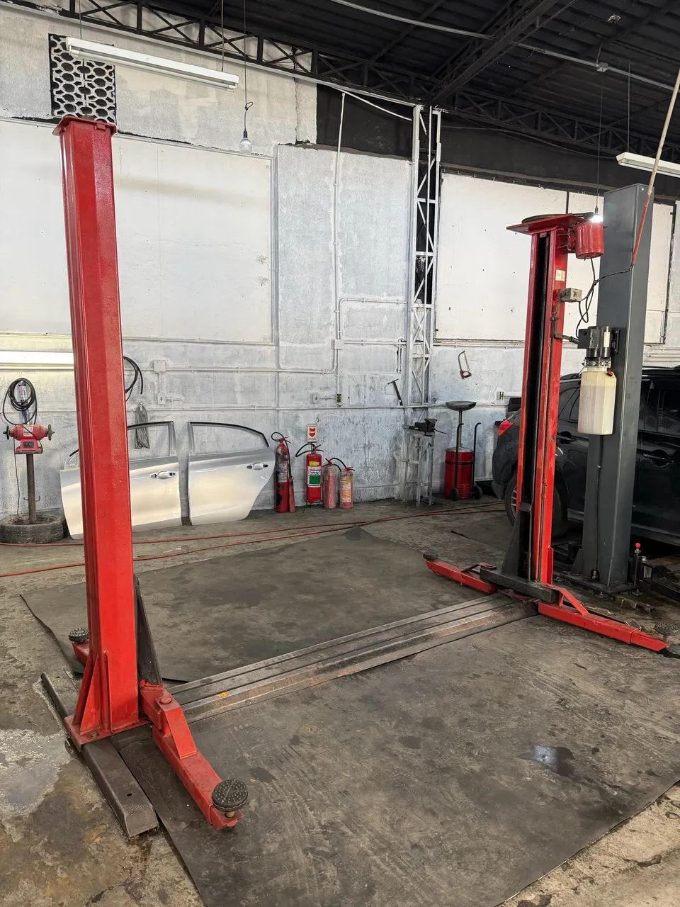 Vendo Elevador Automotivo 2.500kg