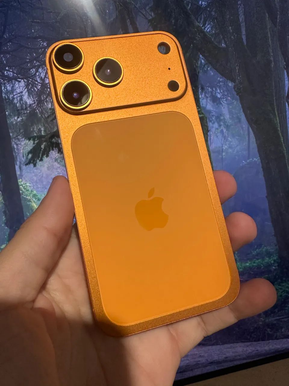 Carcaça iPhone 11 em 17/18PRO - Foto 2
