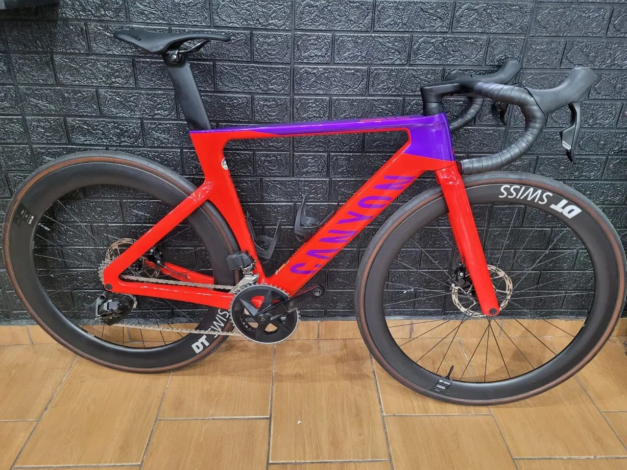 Canyon Aeroad CF SLX 7