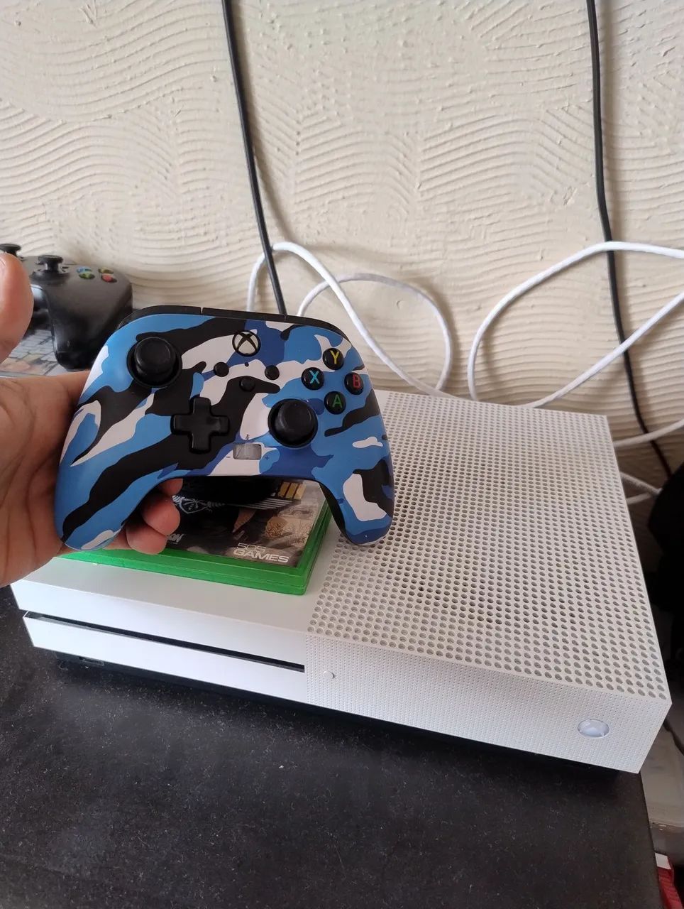 Xbox One S