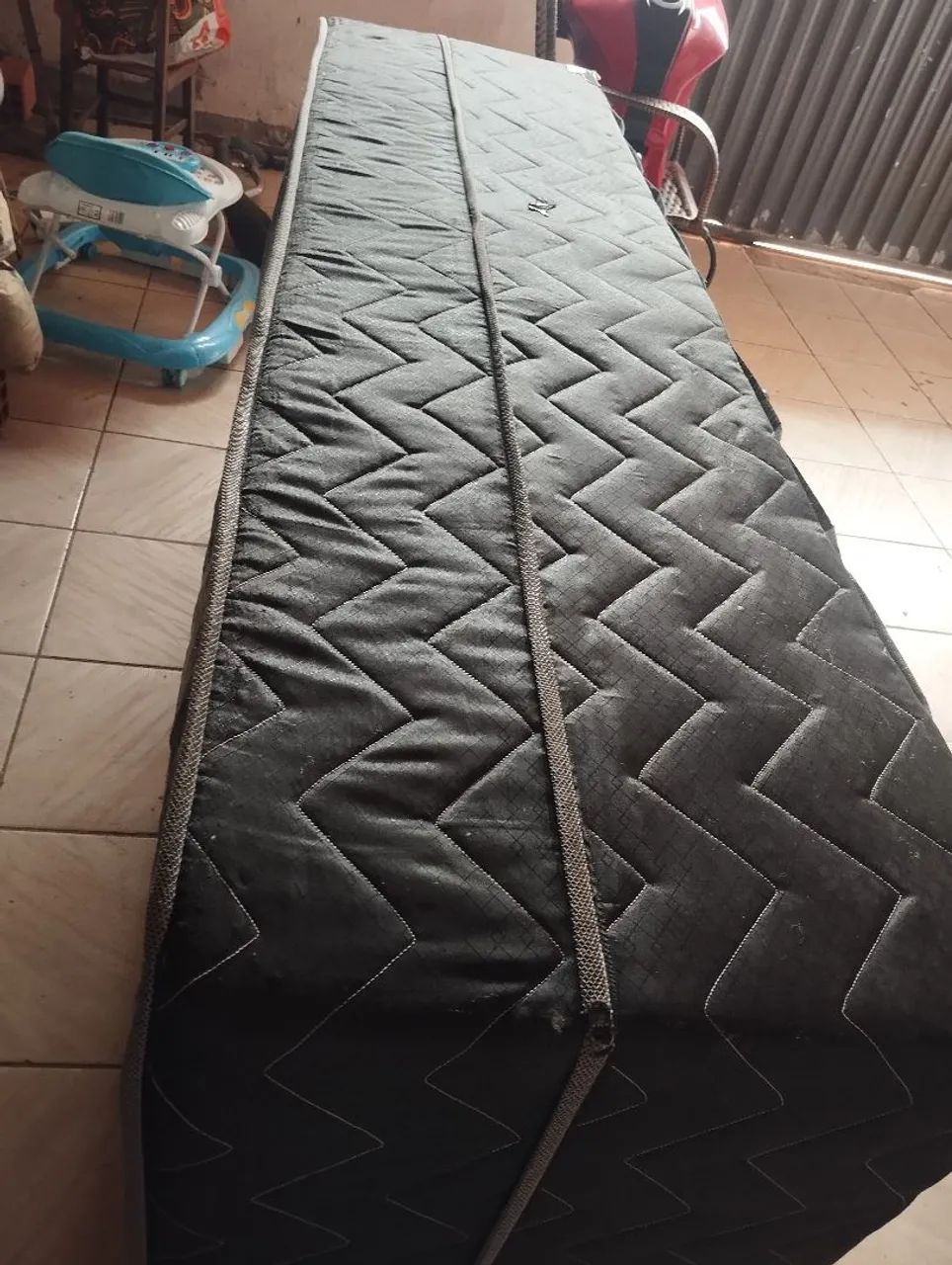 Cama de solteiro em perfeito estado - Foto 2