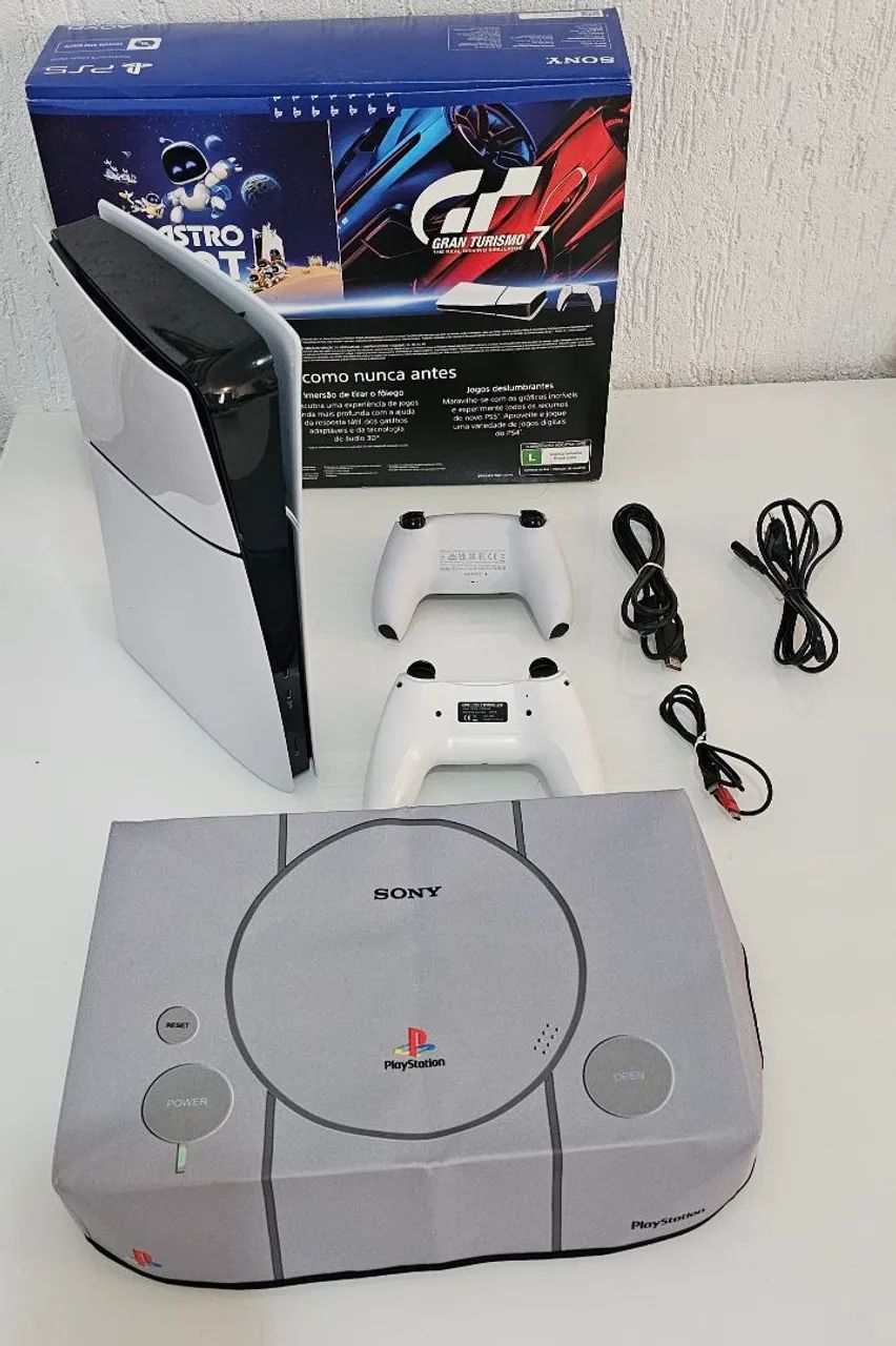 Playstation 5 Digital Edition Slim 1tb - Na Caixa + 2 Contro - Foto 3
