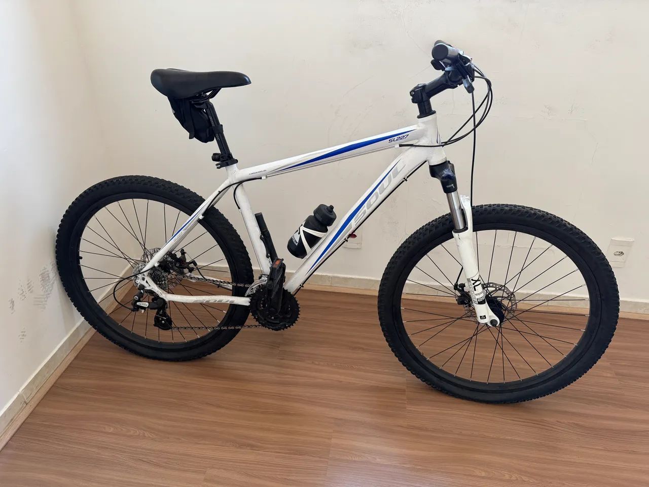 Bicicleta Aro 27,5 - Semi Nova  - Foto 2
