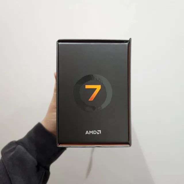 AMD Ryzen 7 7800X3D - NOVO - Foto 2