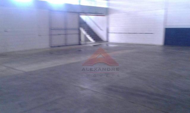 Galpão comercial à venda, Putim, São José dos Campos.