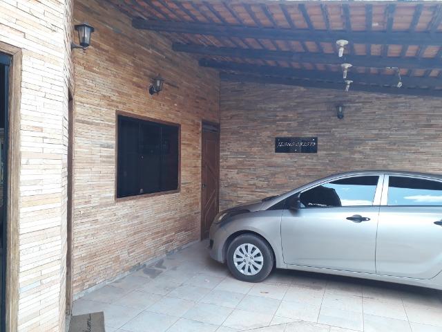 Casa com Piscina e 3/4, Com excelente acabamento - Foto 2