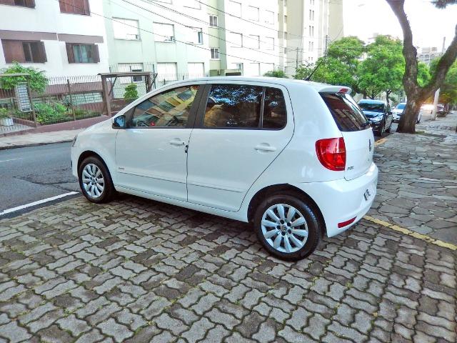 Vw - Volkswagen Fox 1.0 Trend Completo Apenas 40 mil km - Foto 3