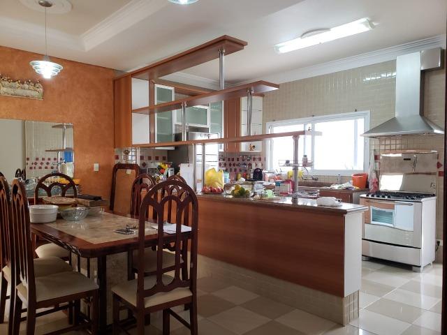 Sobrado em Tremembé - 4 suítes - banheira de hidromassagem - planejados - área gourmet - Foto 5