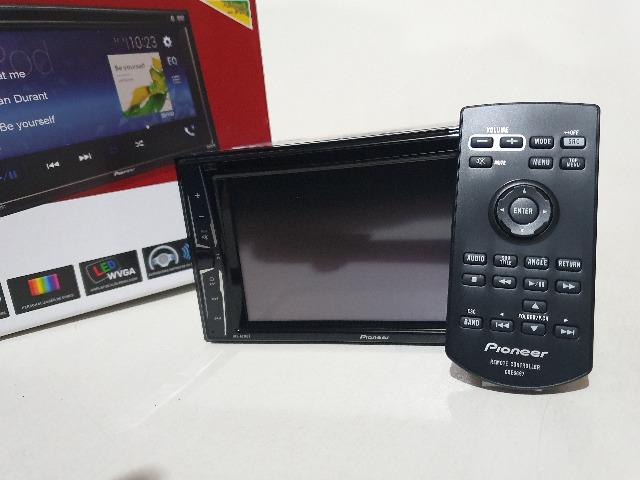 Central Multimídia DVD Pioneer AVH-A218BT - 2 Din Touch Screen, Bluetooth
