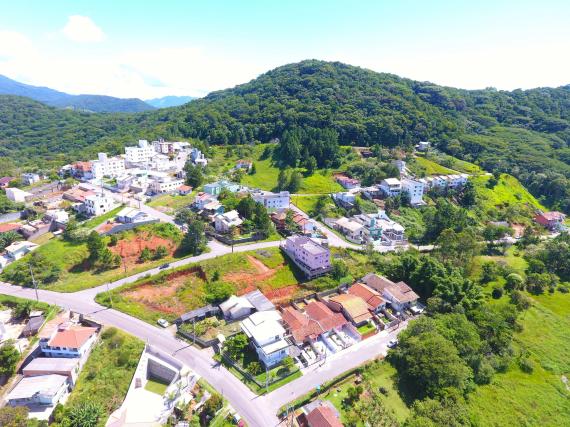 Ótimos terrenos para construtores ou você que quer a sua casa.