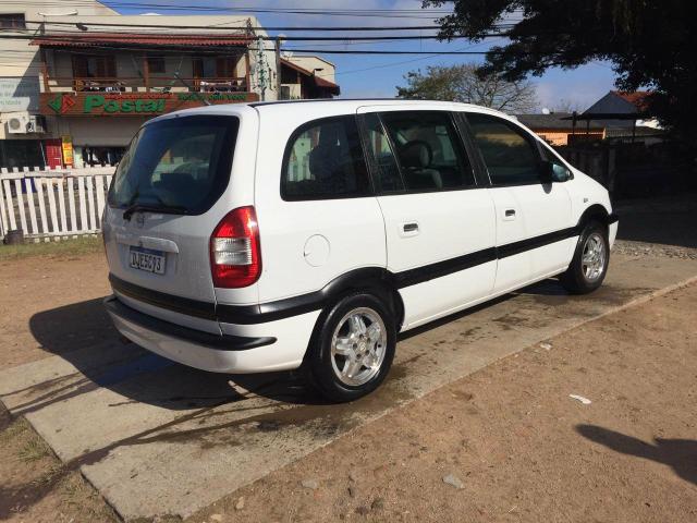 Zafira 7 lugares GNV