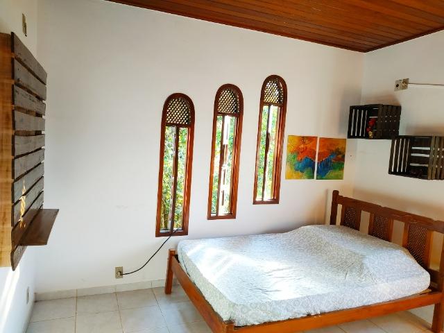 Aconchegante apartamento de dois quartos, amplo e muito bem localizado - Foto 5