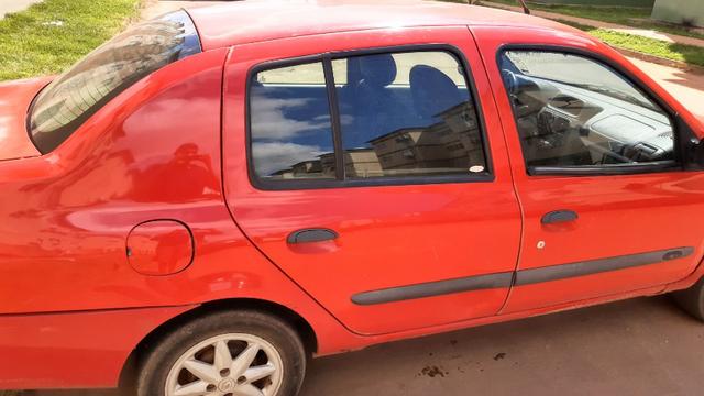 Reno Clio 2006 5.000 com reparos a fazer - Foto 3