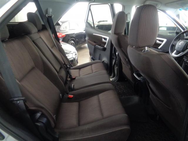 TOYOTA HILUX SW4 2017/2017 2.7 SR 4X2 16V FLEX 4P AUTOMÁTICO 5 lugares - Foto 10