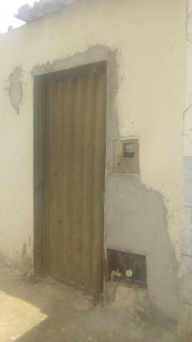 Aluguel de Barracão 3 cômodos, incluso água energia no valor do aluguel, para uma pessoa - Foto 2