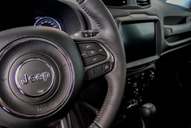 JEEP RENEGADE 1.8 16V FLEX LIMITED 4P AUT - Foto 17