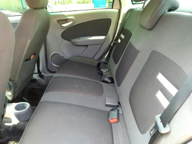 Grand siena 1.6 16v essence - Foto 6