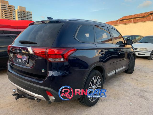 OUTLANDER 2017/2018 2.0 COMFORT 16V GASOLINA 4P AUTOMÁTICO - Foto 3
