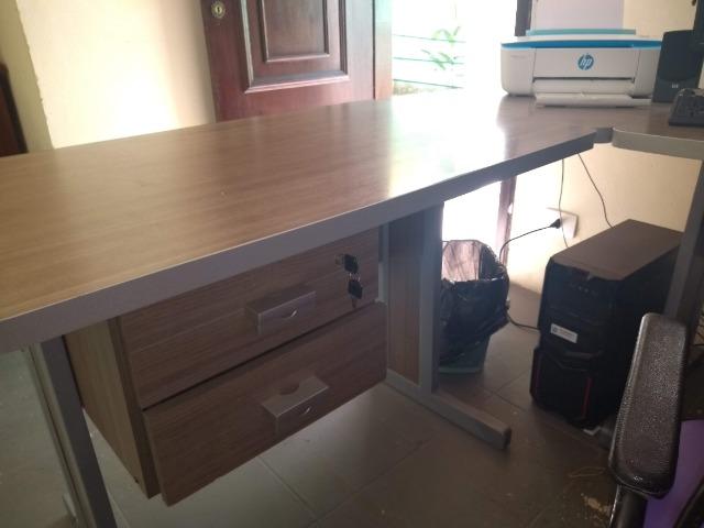 Mesa de Escritório