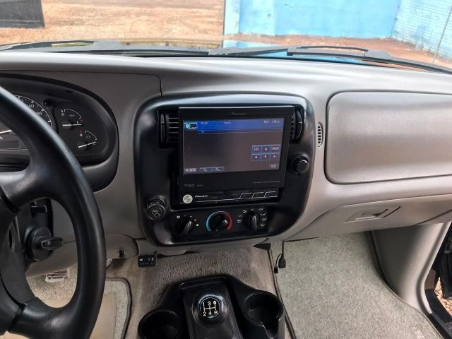 Vendo Ranger xl v6 4.0 gasolina completa - Foto 9