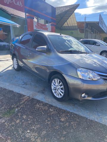 Etios sedã 1.5 XLS manual - 2016 - Foto 3