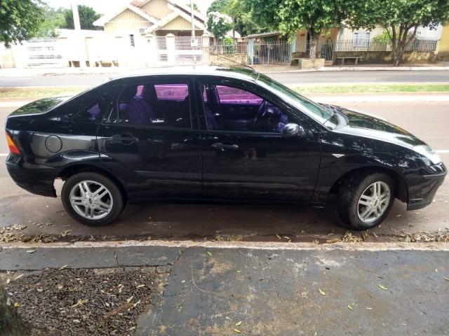 Focus Sedan - Foto 2