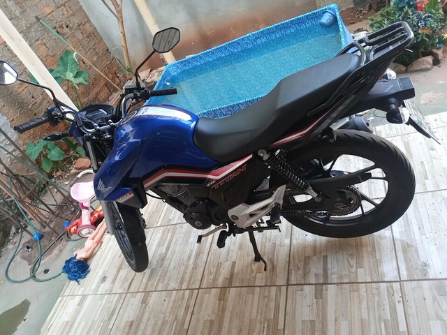TITAN 160 FINA 9 PAGO. VALOR 14 MIL