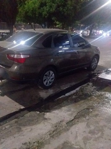 GRAND SIENA 1.4 TROCO POR CARRO MENOR VALOR