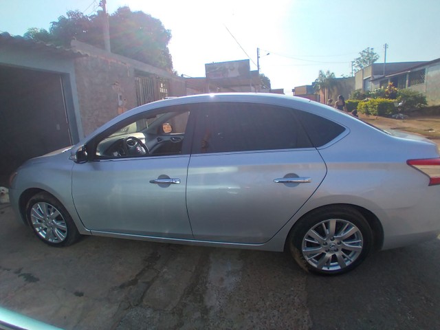 NISSAN SENTRA AUTOMÁTICO